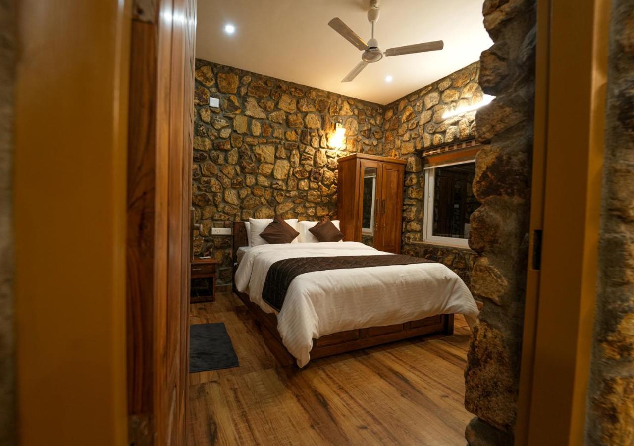 Tiyans Stone Castle Private Tea Villa Vagamon By Voye Homes Exterior foto