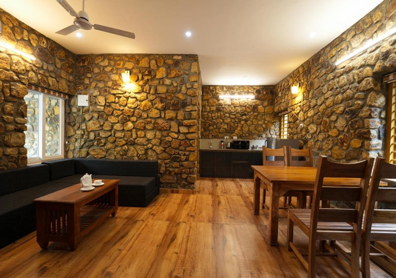 Tiyans Stone Castle Private Tea Villa Vagamon By Voye Homes Exterior foto